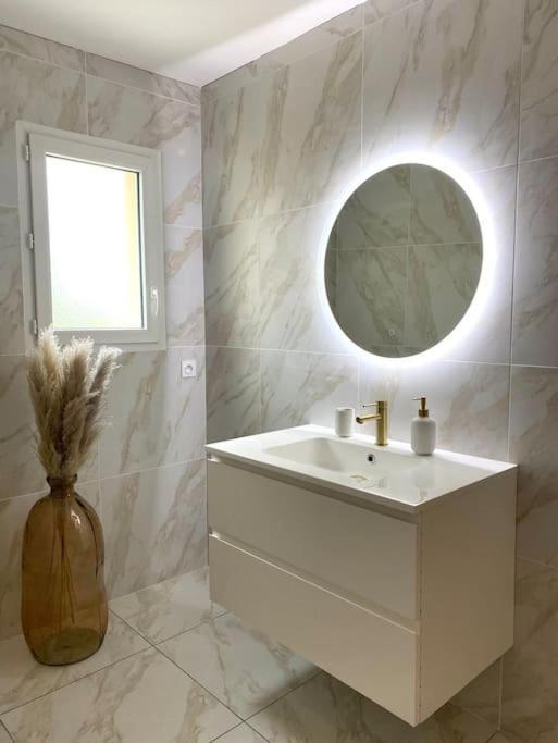 Villa Contemporaine Chatellerault Ngoại thất bức ảnh